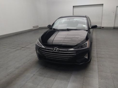 Used 2020 Hyundai Elantra SE FWD image 15