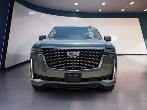 Used 2024 Cadillac Escalade Luxury RWD image 8