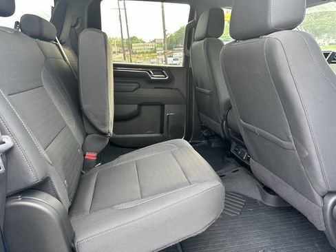Used 2024 Chevrolet Silverado 2500 LT AWD/4WD image 11