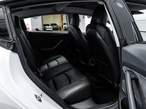 Used 2023 Tesla Model 3 Performance image 38