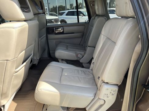 Used 2016 Lincoln Navigator L Select AWD/4WD image 15