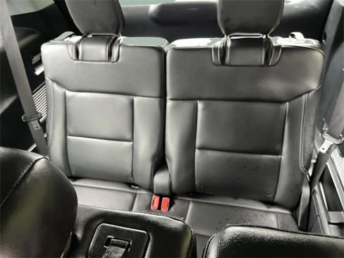 Used 2023 Ford Explorer XLT w/ Equipment Group 202A image 14