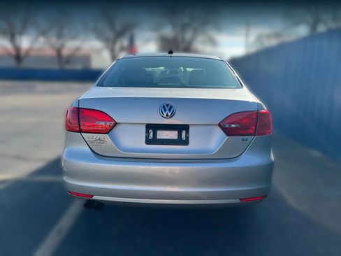 Used 2014 Volkswagen Jetta SE image 6