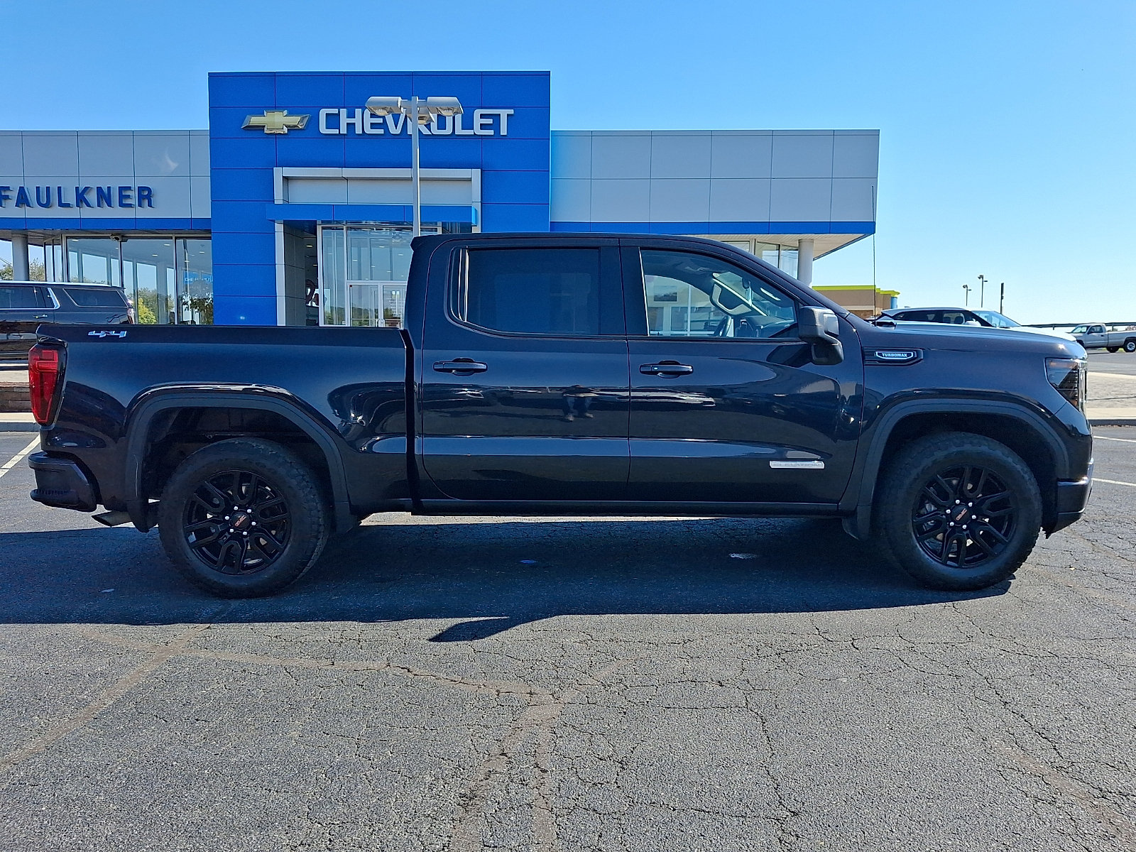 Certified 2025 GMC Sierra 1500 Elevation AWD/4WD image 7