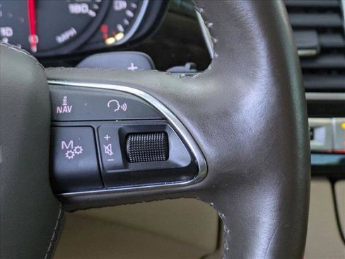 Used 2016 Audi A8 L 4.0T image 11