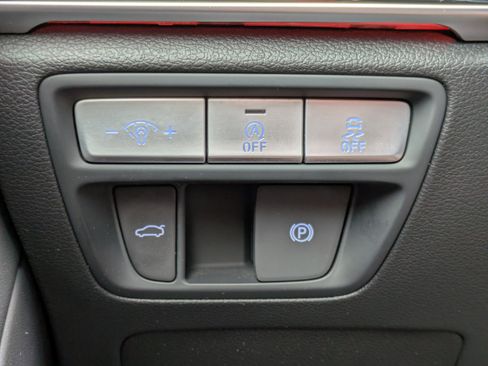 Used 2022 Genesis G80 2.5T image 24