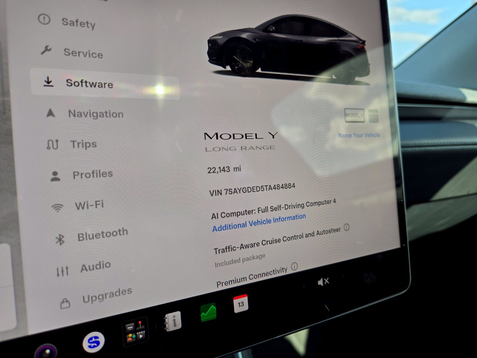 Used 2026 Tesla Model Y 2WD image 32