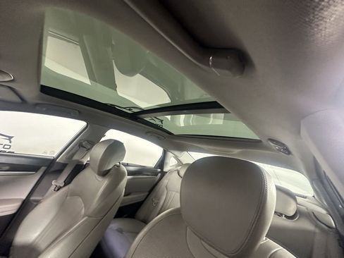 Used 2017 Genesis G80 3.8 w/ Option Group 02 image 24