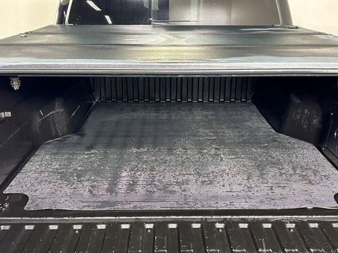 Used 2019 Toyota Tacoma SR5 image 19