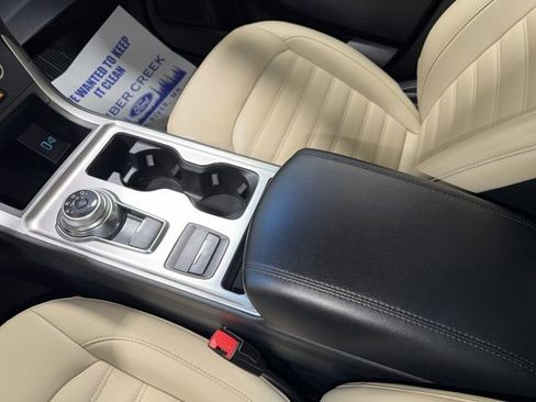 Used 2024 Ford Edge SEL w/ Convenience Package AWD/4WD image 19