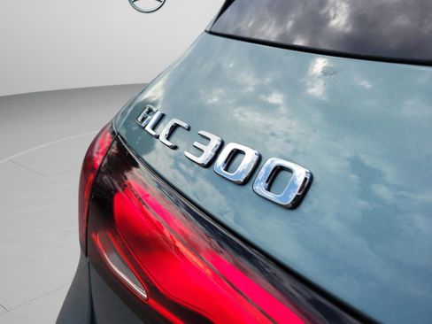 Used 2026 Mercedes-Benz GLC 300 image 30