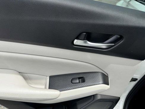 Used 2020 Nissan Altima 2.5 S FWD image 30