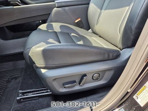 Certified 2025 Nissan Rogue SV w/ SV Premium Package FWD image 10