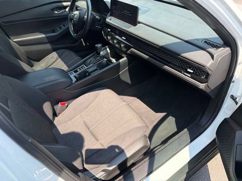 Used 2024 Honda Accord Sport image 29