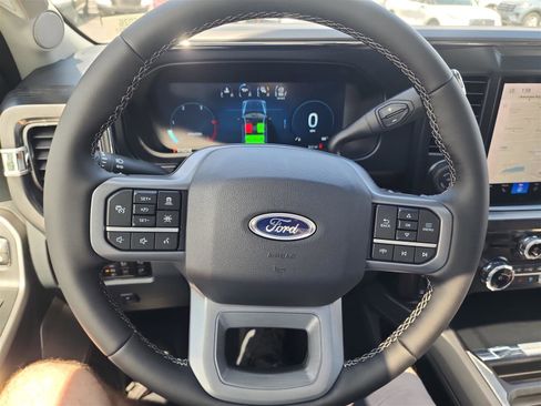 New 2025 Ford F350 Lariat w/ Lariat Ultimate Package image 30