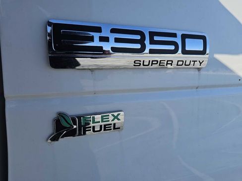 Used 2012 Ford E-350 and Econoline 350 Super Duty w/ PWR Locks & Windows Group image 12