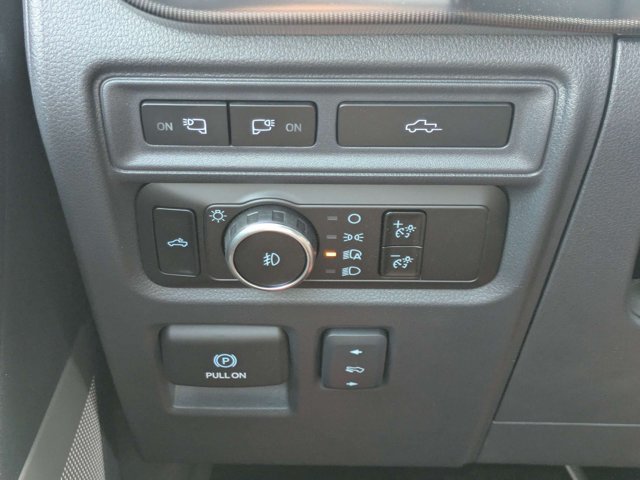 Used 2024 Ford F150 Lariat w/ Bed Utility Package AWD/4WD image 22