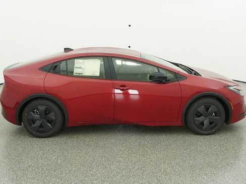 New 2026 Toyota Prius LE image 11