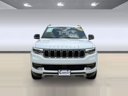 Used 2024 Jeep Wagoneer L Series II w/ Flexible Seating Group RWD image 6