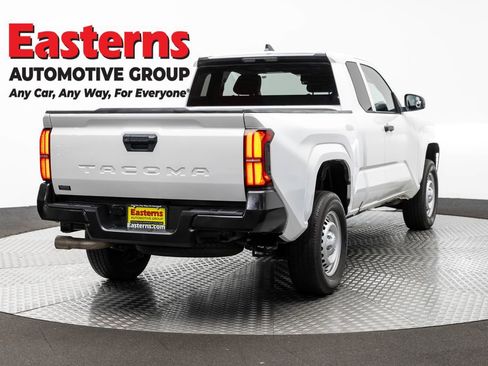 Used 2024 Toyota Tacoma SR RWD image 5
