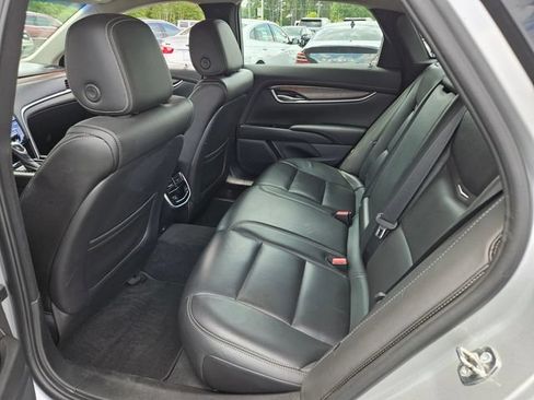 Used 2019 Cadillac XTS Luxury FWD image 10