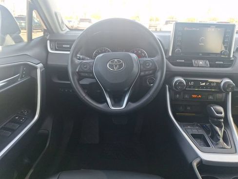 Used 2019 Toyota RAV4 XLE Premium w/ Advanced Technology Package FWD image 13