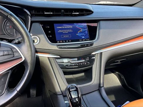 Used 2024 Cadillac XT5 Premium Luxury w/ Technology Package AWD/4WD image 6