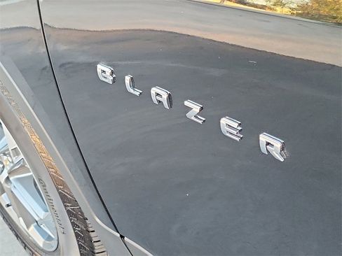 Used 2025 Chevrolet Blazer LT w/ Convenience Package image 30