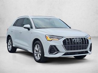 Used 2025 Audi Q3 2.0T Premium w/ Convenience Package video 3