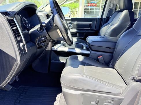 Used 2018 RAM 2500 Laramie w/ Sport Appearance Group AWD/4WD image 12