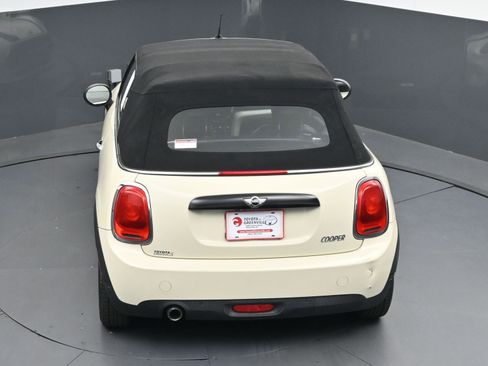 Used 2017 MINI Cooper Convertible image 35