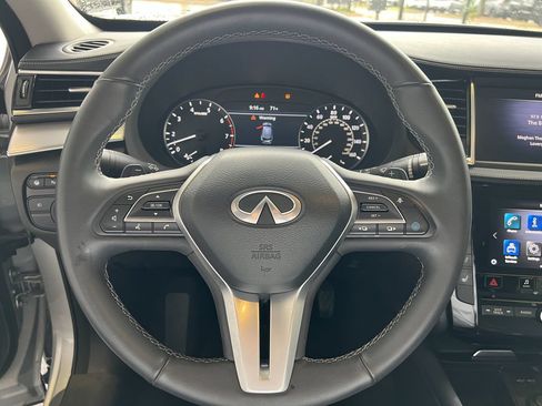 Used 2021 INFINITI QX50 Luxe AWD/4WD image 5