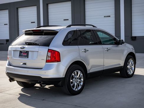 Used 2011 Ford Edge SEL w/ 202A Rapid Spec Order Code image 9