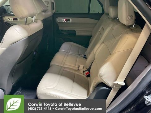 Used 2020 Ford Explorer Platinum image 23