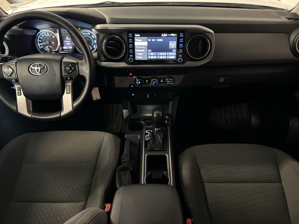 Used 2020 Toyota Tacoma SR5 RWD image 18
