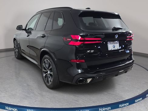 New 2026 BMW X5 xDrive40i w/ M Sport Package AWD/4WD image 7