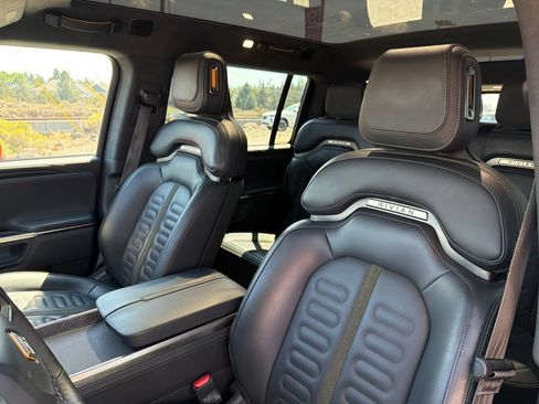 Used 2024 Rivian R1S Adventure Dual AWD/4WD image 20