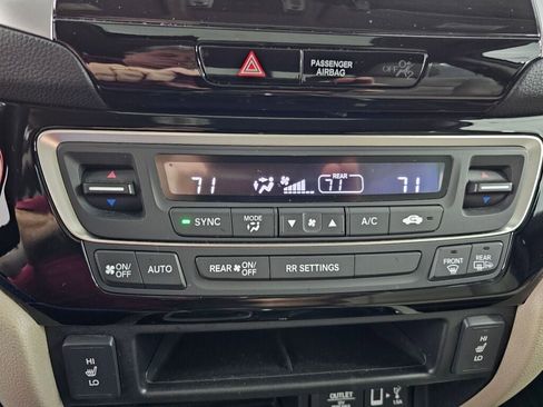 Used 2019 Honda Ridgeline RTL-E image 16