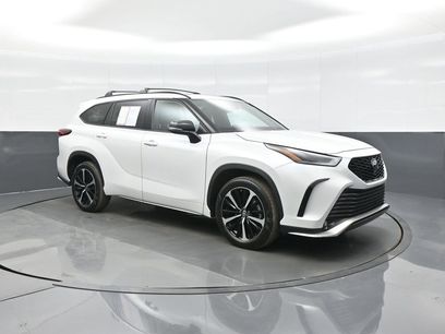 Used 2022 Toyota Highlander XSE