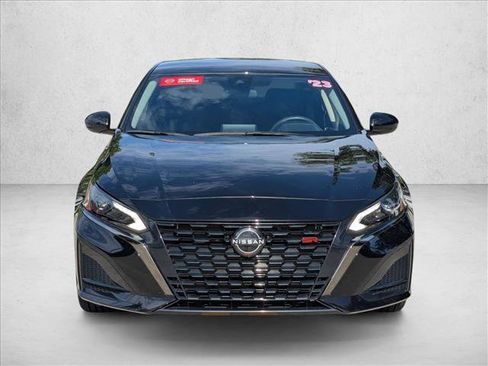 Certified 2023 Nissan Altima 2.5 SR FWD image 2