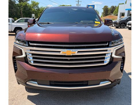 Used 2022 Chevrolet Tahoe High Country AWD/4WD image 2