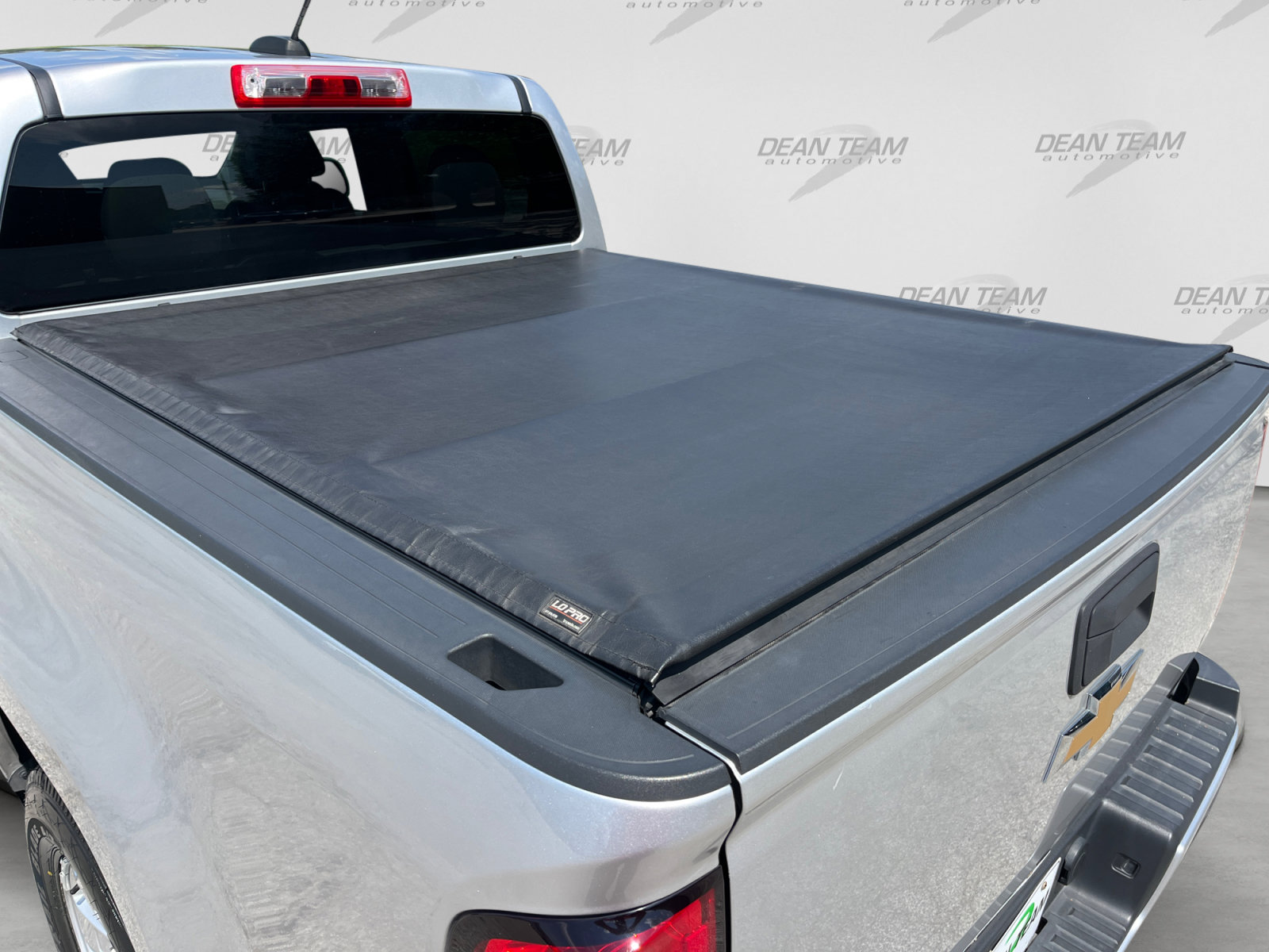 Used 2017 Chevrolet Colorado W/T w/ WT Convenience Package RWD image 19