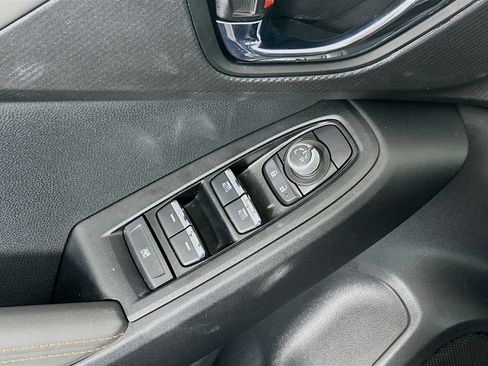 Used 2025 Subaru Crosstrek 2.5i Limited w/ Popular Package #3A image 15