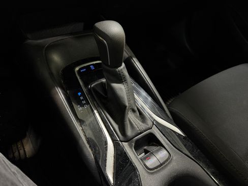 Used 2022 Toyota Corolla SE FWD image 13