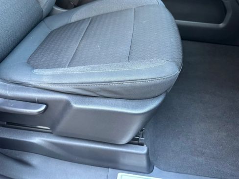 Used 2019 Chevrolet Silverado 1500 RST AWD/4WD image 26