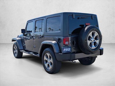 Used 2017 Jeep Wrangler Unlimited Sahara w/ Connectivity Group image 8