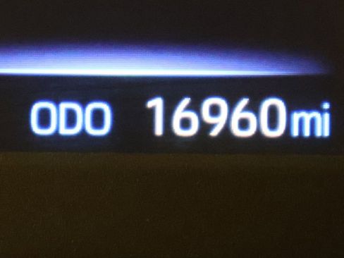 Certified 2024 Toyota Corolla SE image 25