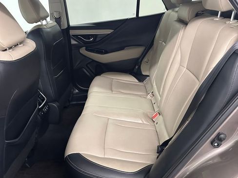 Used 2021 Subaru Outback Limited AWD/4WD image 30