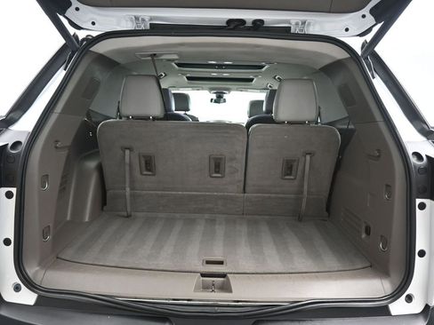 Used 2019 Chevrolet Traverse LT w/ LT Premium Package AWD/4WD image 56