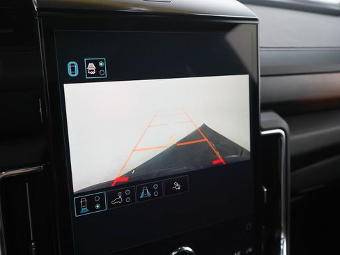 Used 2025 GMC Yukon XL Denali w/ Sun & Power Step Package AWD/4WD image 23